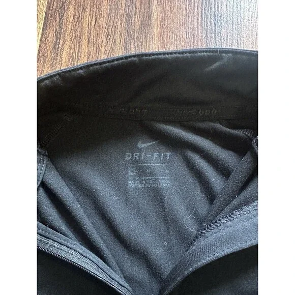 Nike Women's Dri-Fit Long Sleeve Running Shirt Black Size Medium - Picture 2 of 3
